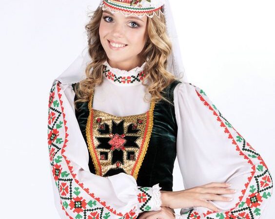 Белорусская одежда для женщин: сочетание стиля и качества